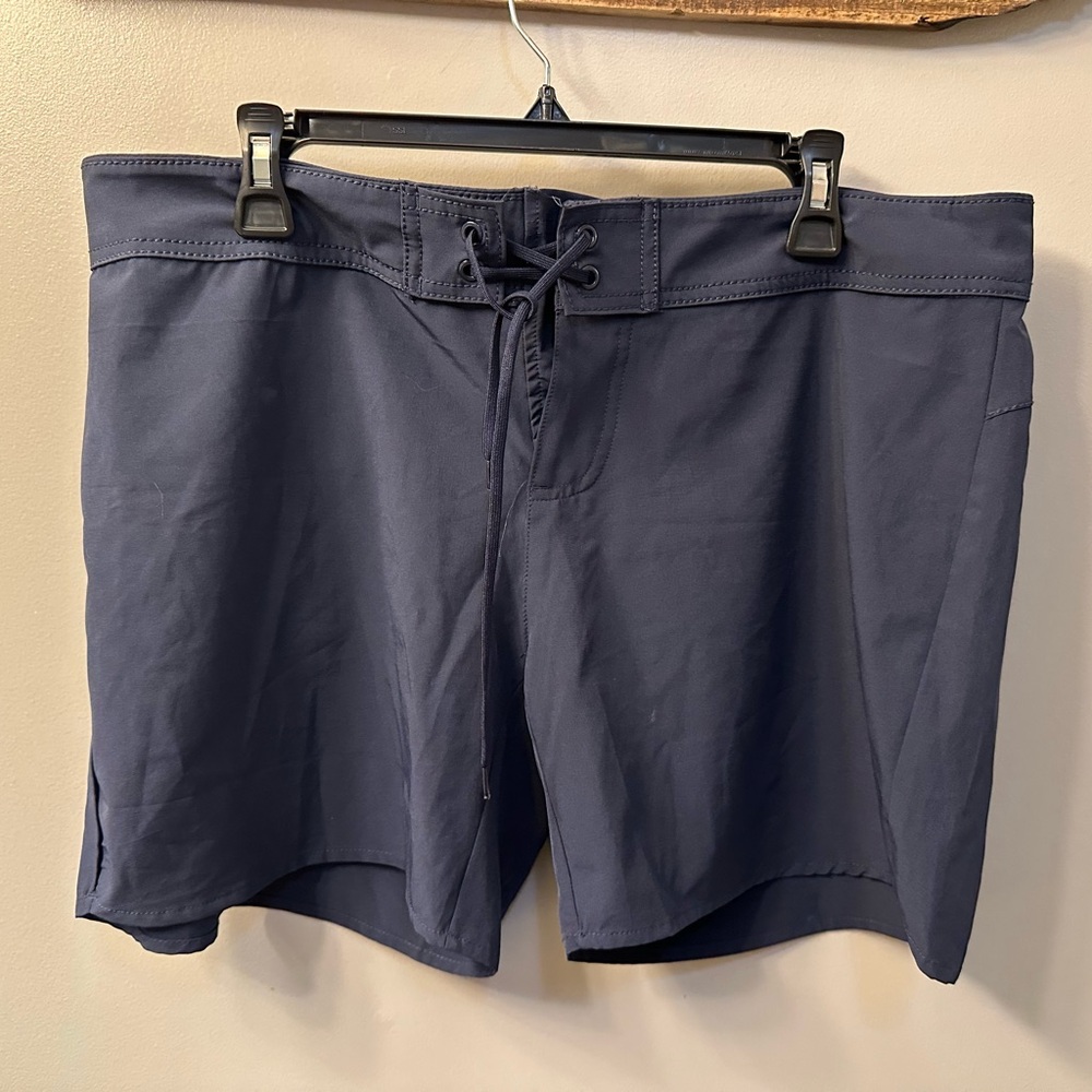 Carve Designs Women’s Deep Blue Swim Board Shorts Size 14